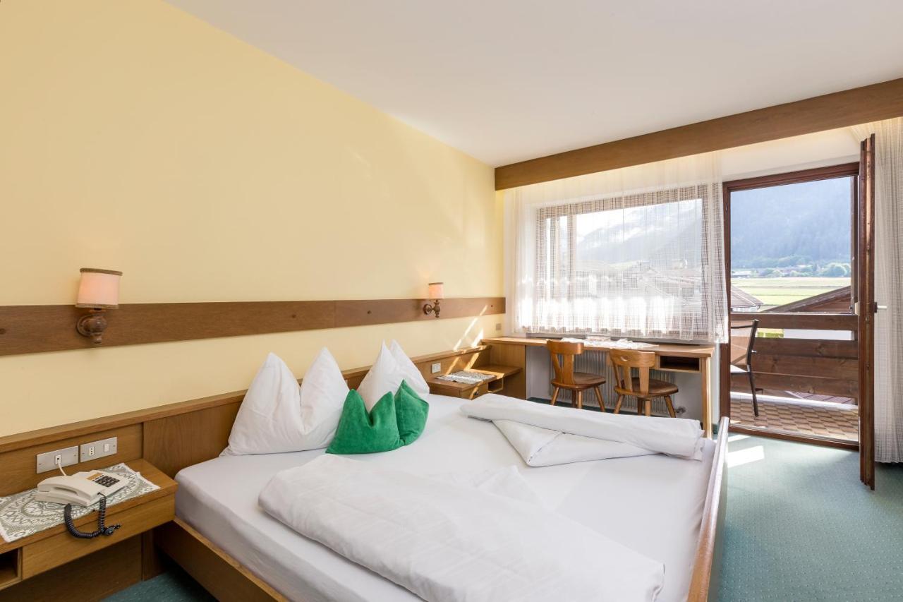 Hotel Tirolerhof San Giorgio  Buitenkant foto